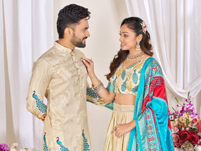 LOVELY COUPLE